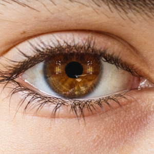 clean eyelashes